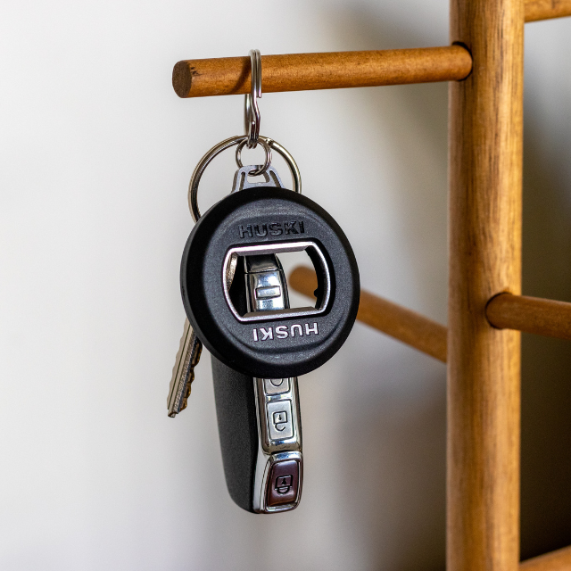 Huski 3-in-1 Bottle Opener Keyring detaching