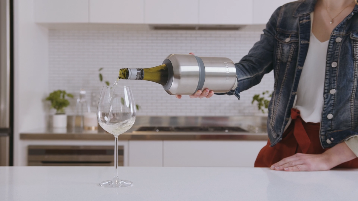 Huski Wine Chiller video